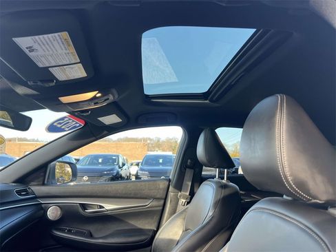 Used 2025 INFINITI QX55 Essential image 16