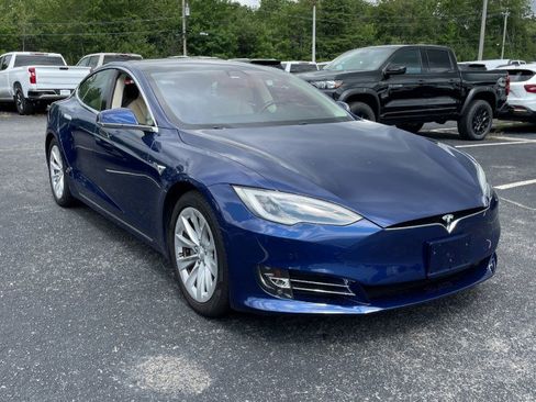Used 2017 Tesla Model S 90D AWD/4WD image 4