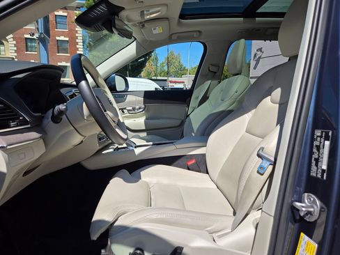 Certified 2023 Volvo XC90 B6 Ultimate w/ Protection Package Premier AWD/4WD image 20