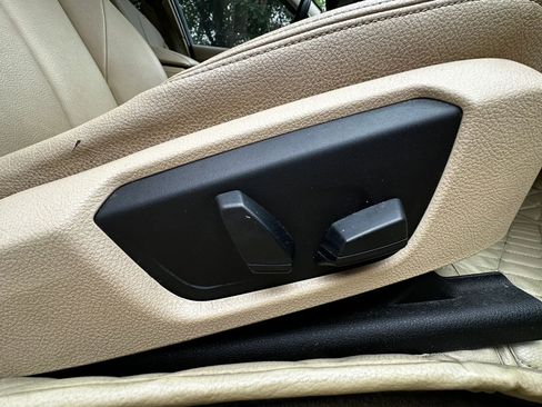 Used 2015 BMW 328i Sedan RWD image 32