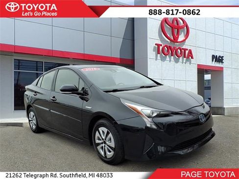 Used 2016 Toyota Prius Three image 1