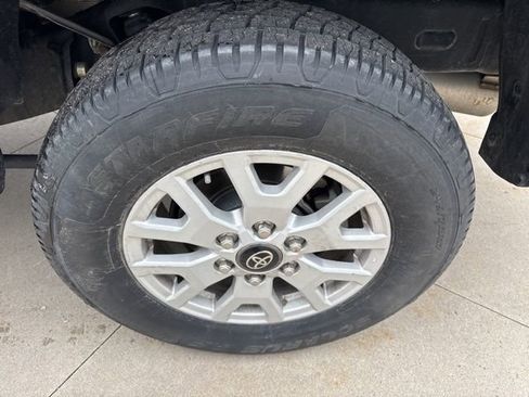 Used 2024 Toyota Tacoma SR5 image 12