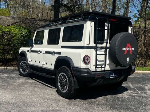 Used 2024 INEOS Grenadier Fieldmaster Edition image 5