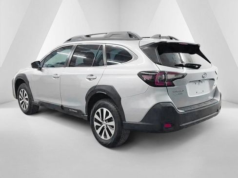 Used 2024 Subaru Outback AWD/4WD image 5