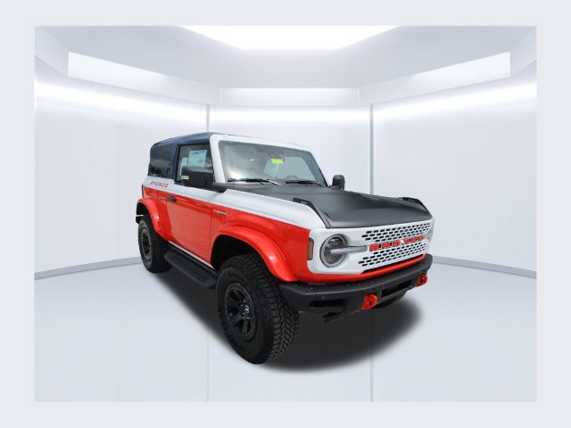 Used 2025 Ford Bronco Stroppe Edition AWD/4WD image 1