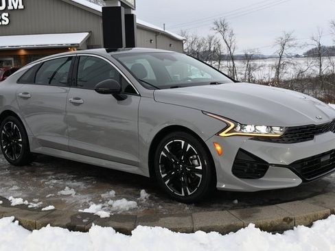 Used 2021 Kia K5 GT-Line w/ GT-Line FWD Premium Package image 3