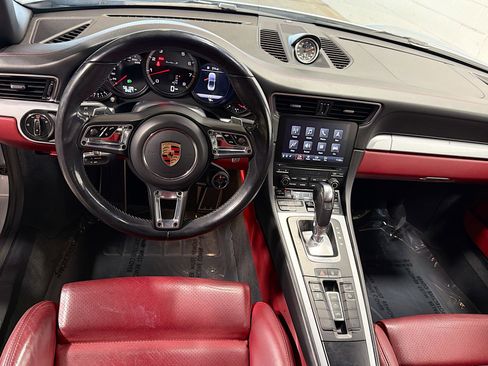 Used 2018 Porsche 911 Turbo S image 16