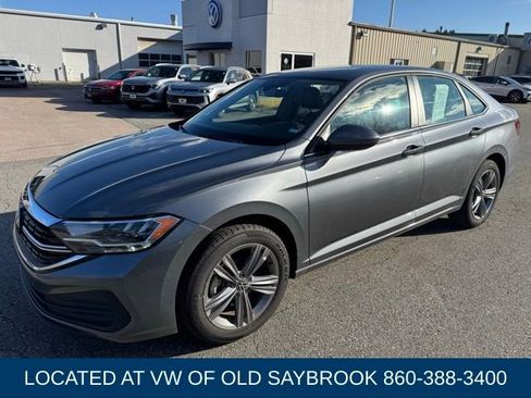 Certified 2024 Volkswagen Jetta SE FWD image 1