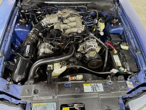 Used 2004 Ford Mustang Coupe RWD image 26