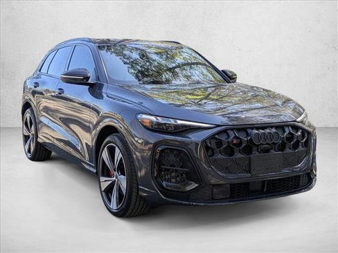 New 2025 Audi SQ5 Premium Plus image 9