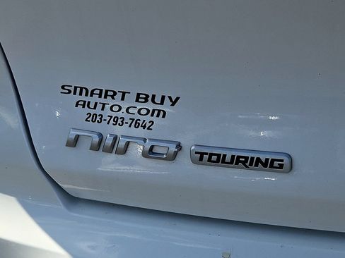 Used 2022 Kia Niro Touring Special Edition FWD image 30