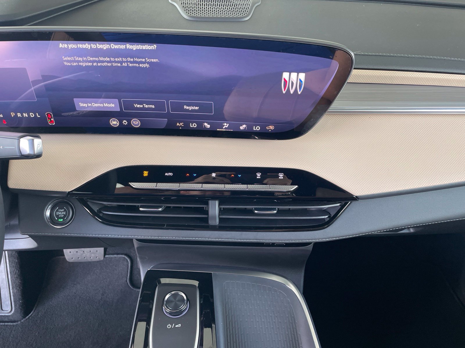 New 2027 Buick Enclave Preferred w/ Power Package FWD image 23