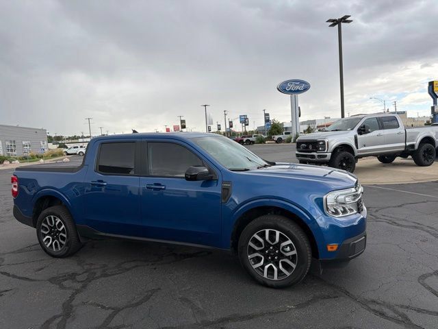 Used 2024 Ford Maverick Lariat FWD image 2