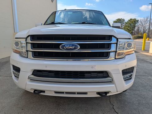 Used 2015 Ford Expedition Limited w/ Equipment Group 301A image 8