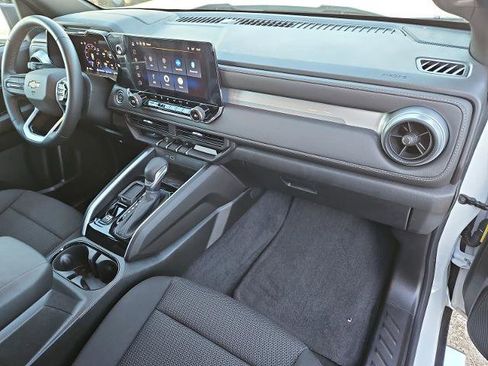 Certified 2025 Chevrolet Colorado LT image 25