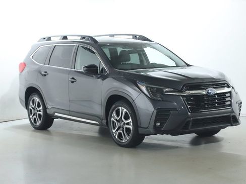 Certified 2024 Subaru Ascent Limited AWD/4WD image 9