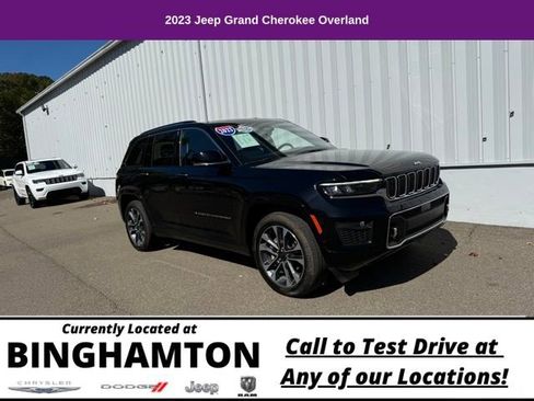 Used 2023 Jeep Grand Cherokee Overland image 1