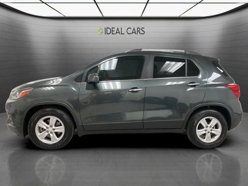 Used 2019 Chevrolet Trax LT w/ Driver Confidence Package FWD image 8