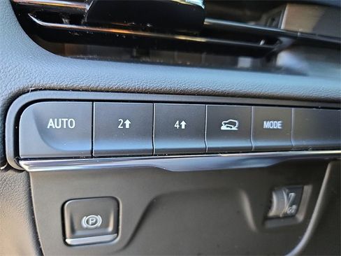 Used 2021 Cadillac Escalade ESV Premium Luxury image 26