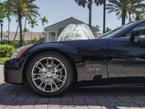 Used 2004 Cadillac XLR RWD image 53