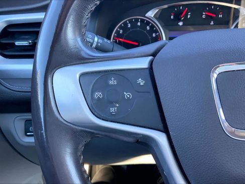 Used 2021 GMC Acadia SLT image 22