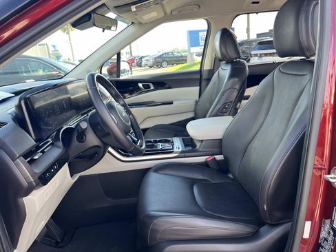 Used 2024 Kia Carnival SX image 21