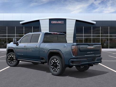 New 2026 GMC Sierra 2500 Denali w/ Denali Reserve Package image 3