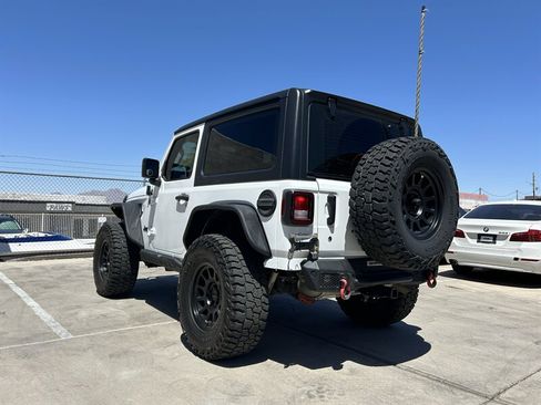 Used 2022 Jeep Wrangler Sport AWD/4WD image 4