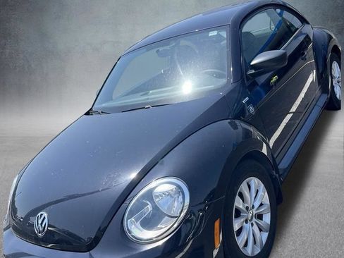 Used 2016 Volkswagen Beetle 1.8T FWD image 3