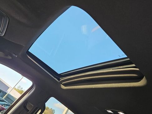 Used 2021 GMC Sierra 1500 AT4 w/ AT4 Premium Package image 21