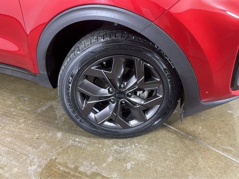 Used 2022 Kia Sportage Nightfall Edition image 9
