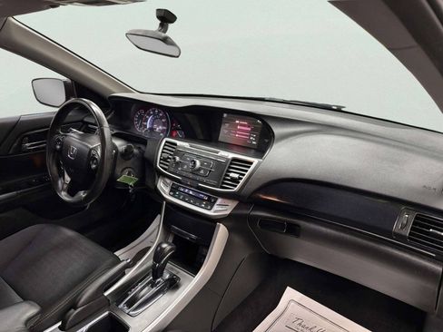 Used 2015 Honda Accord Sport image 22