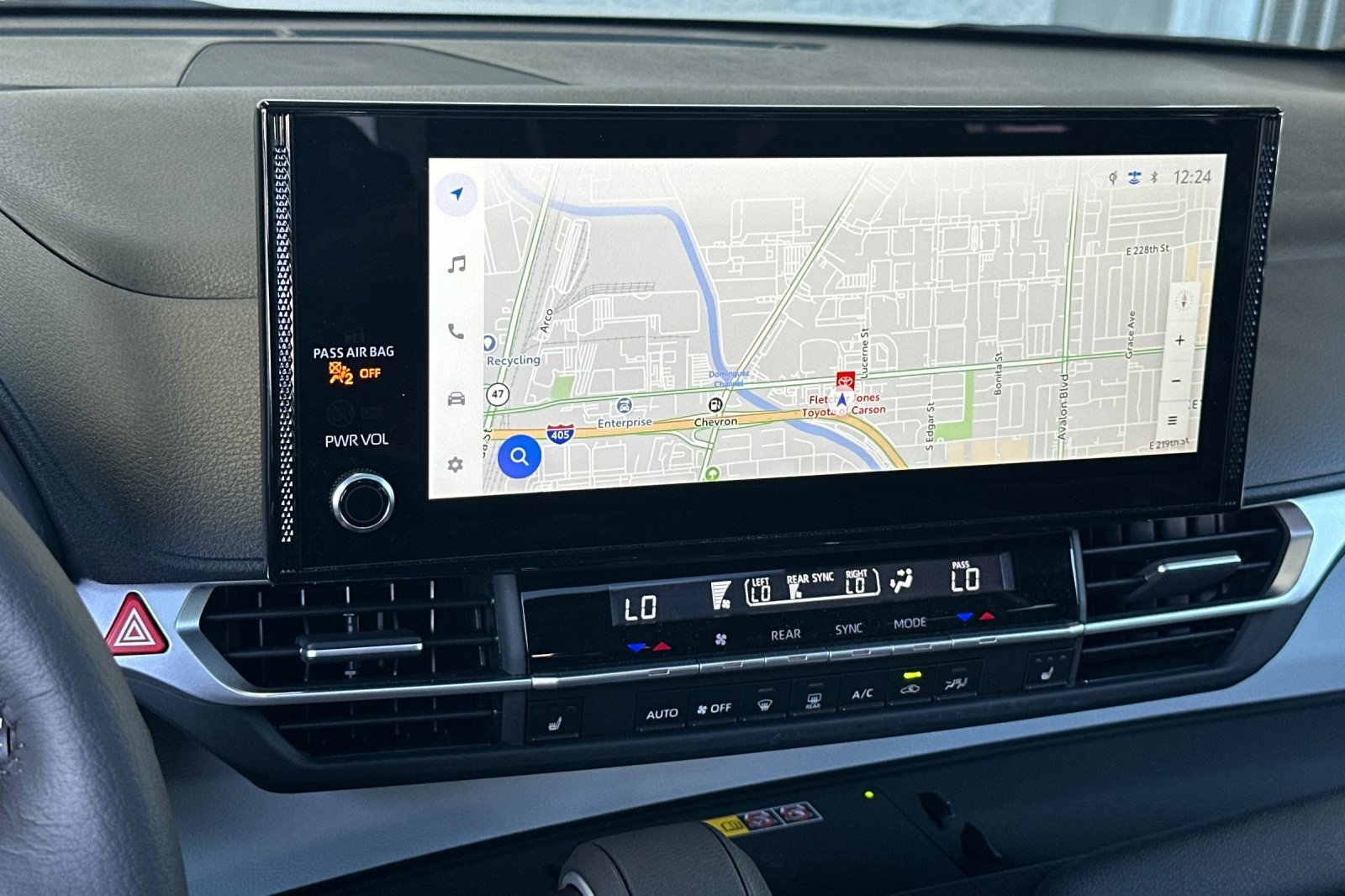 Certified 2026 Toyota Sienna XLE FWD image 19