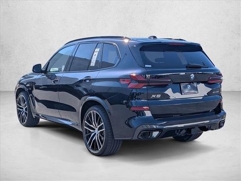 New 2026 BMW X5 xDrive40i w/ M Sport Package AWD/4WD image 8