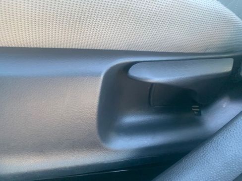 Used 2025 Toyota Corolla LE image 15