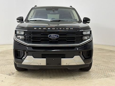 Certified 2025 Ford Expedition Max Platinum AWD/4WD image 6