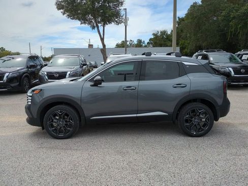 New 2026 Nissan Kicks SR image 8