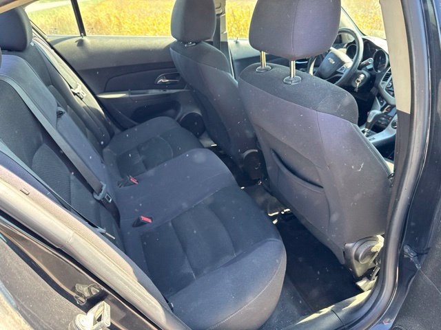 Used 2015 Chevrolet Cruze LT FWD image 6
