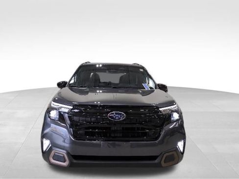 Used 2025 Subaru Forester Sport AWD/4WD image 4