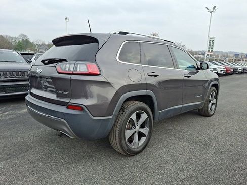 Certified 2019 Jeep Cherokee Limited w/ Luxury Group image 7