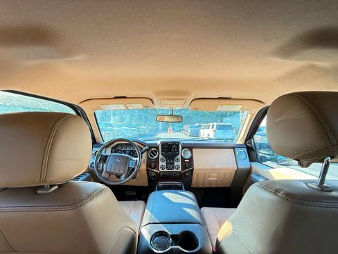 Used 2016 Ford F250 Lariat w/ Lariat Interior Package AWD/4WD image 25