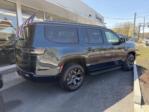 New 2026 Jeep Grand Wagoneer 4WD image 7