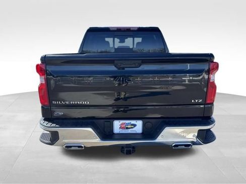 Used 2025 Chevrolet Silverado 1500 LTZ w/ Technology Package AWD/4WD image 4