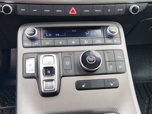 Used 2024 Hyundai Palisade SEL FWD image 18
