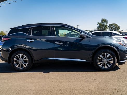 Used 2018 Nissan Murano SV image 8