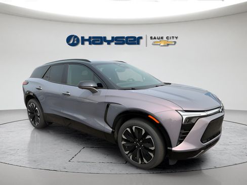 Used 2026 Chevrolet Blazer EV RS AWD/4WD image 1