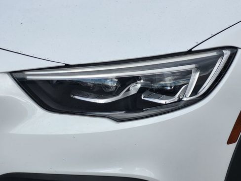 Used 2019 Buick Regal Essence w/ Driver Confidence Package I image 8