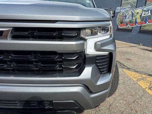 Used 2023 Chevrolet Silverado 1500 RST w/ Convenience Package II AWD/4WD image 3