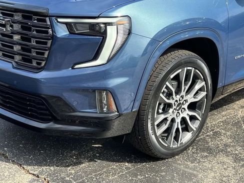New 2026 GMC Acadia Denali Ultimate image 9