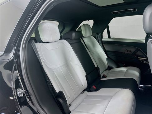 Used 2025 Land Rover Range Rover Sport Dynamic SE image 27